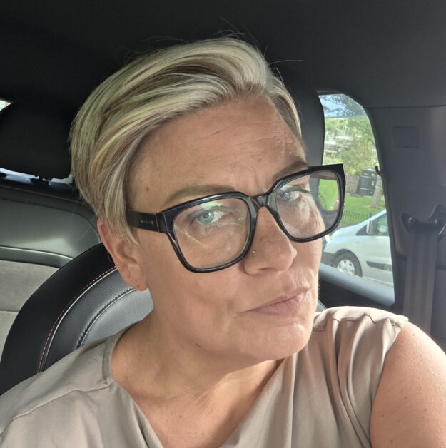 nicola.layton