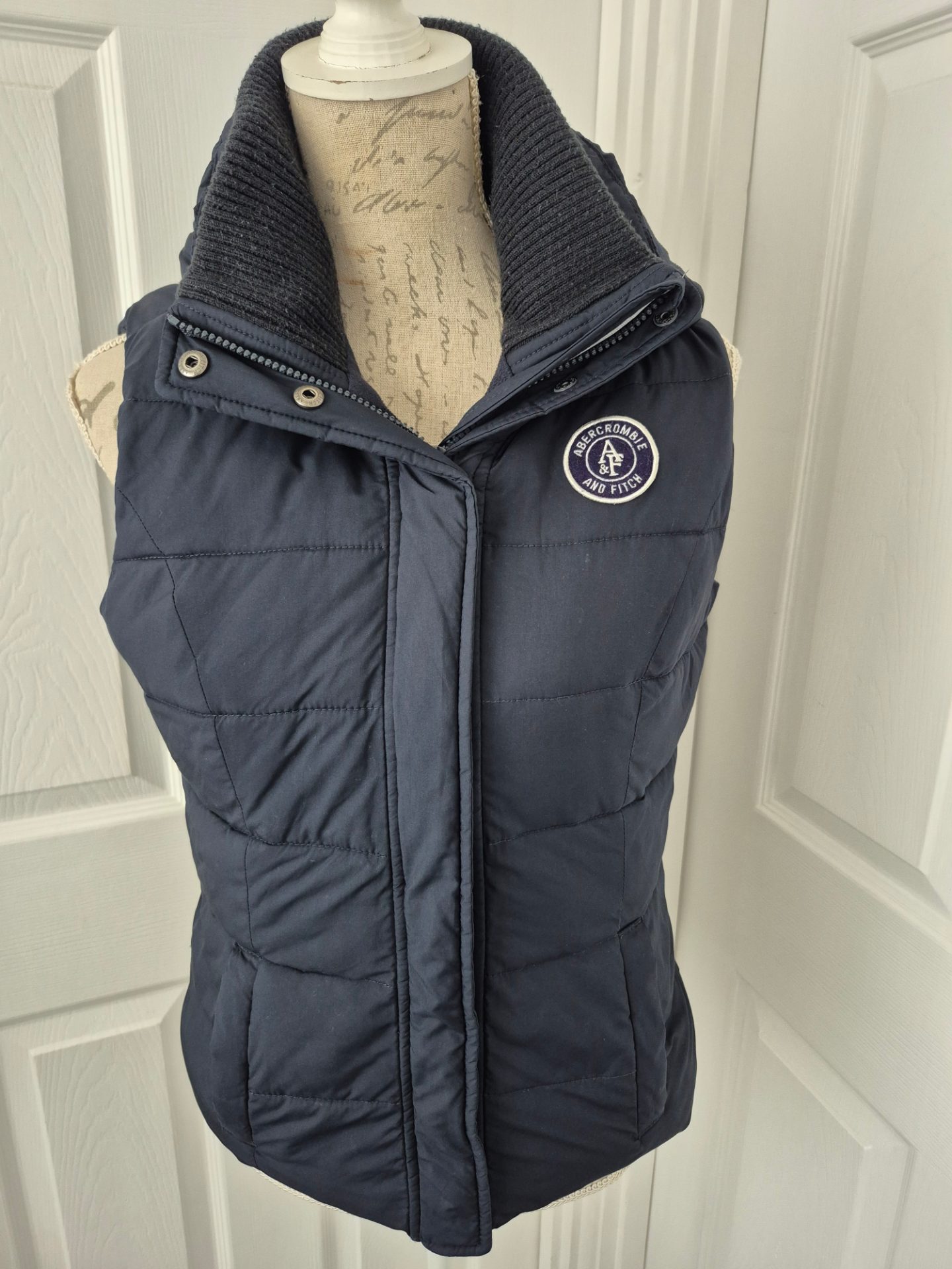Abercrombie & Fitch Navy Blue Gillet