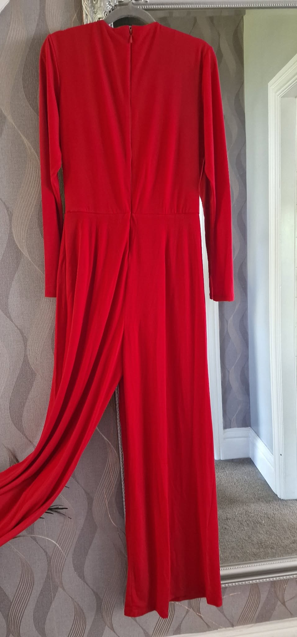 Stunning "Coast" Full length Red Wide-Leg Jumpsuit size 12 💛