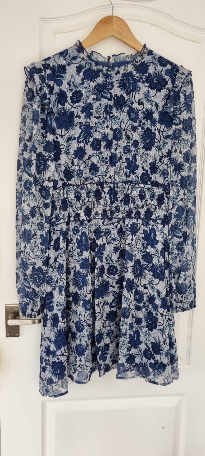 Short dress