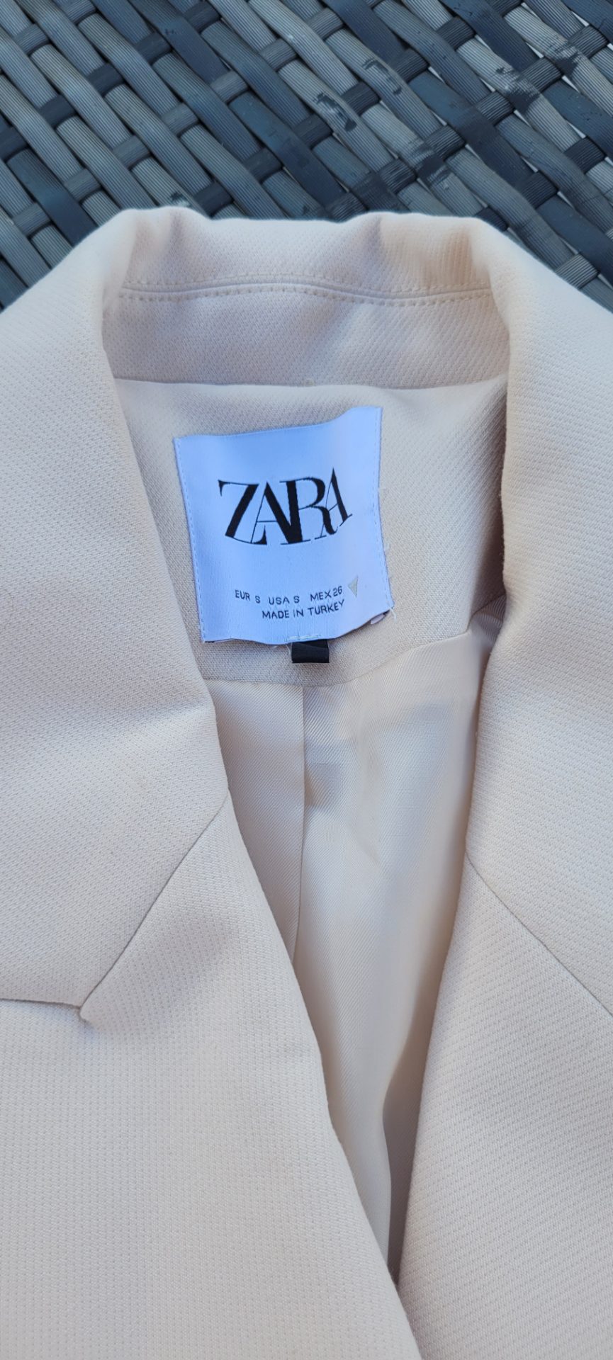 Zara cream cropped box blazer