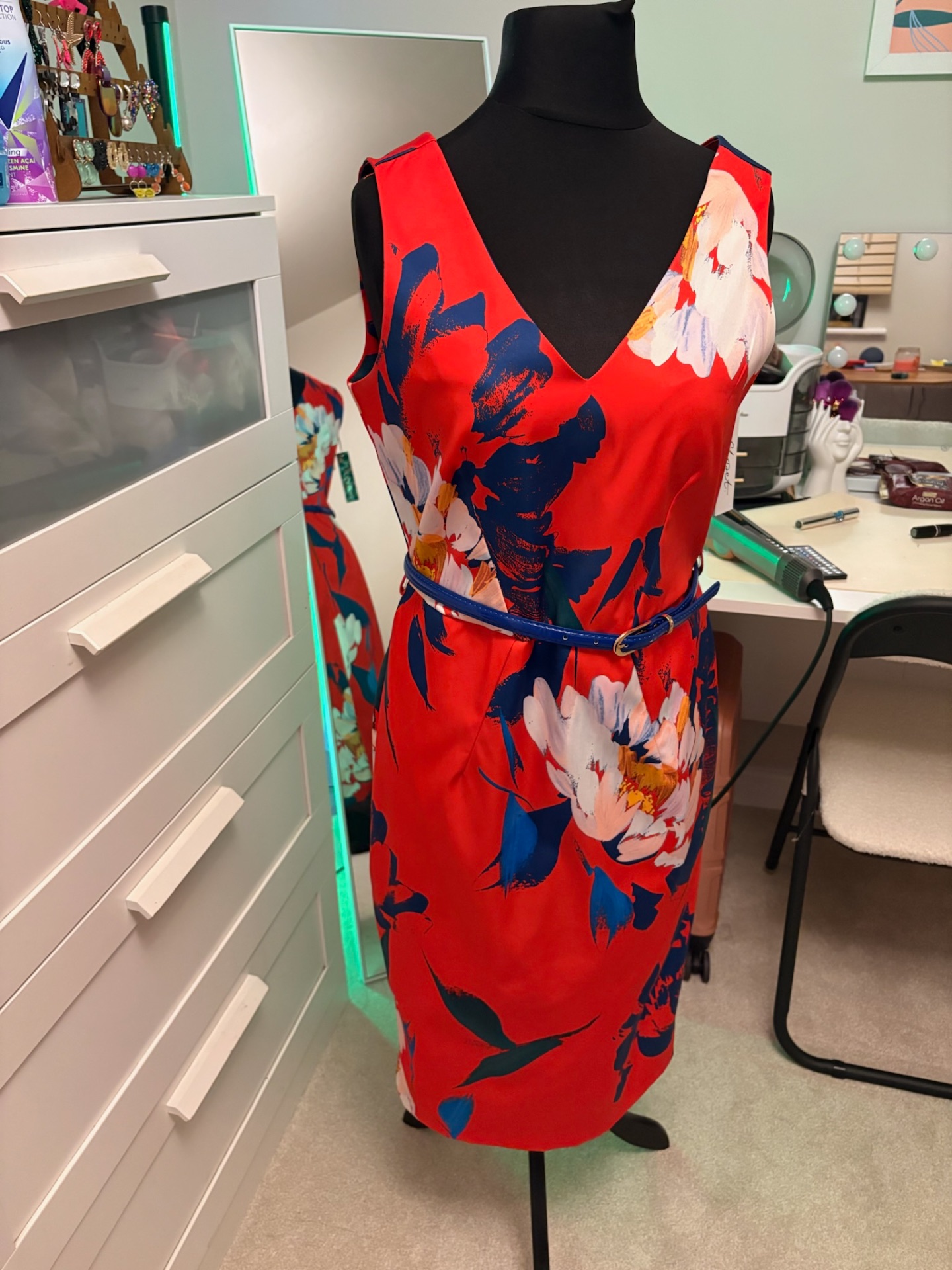 Closet dress size 14