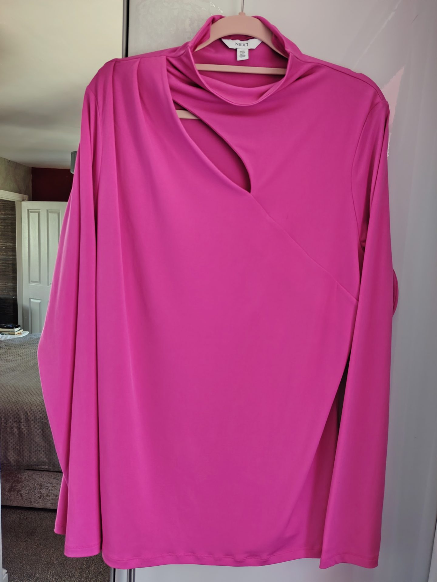 Long sleeveed top