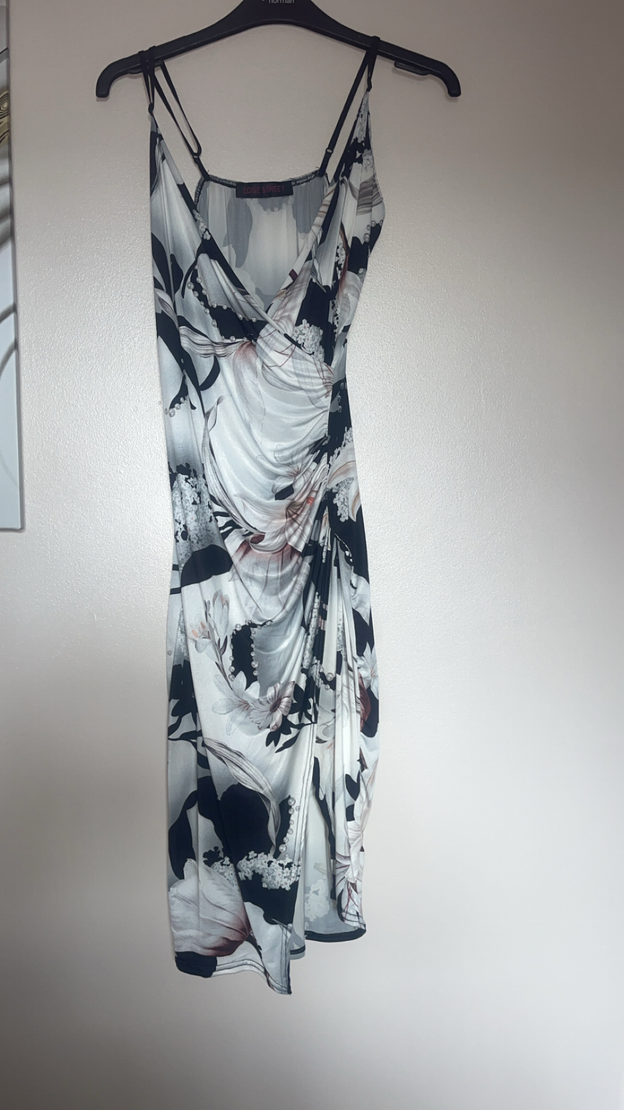 Dress with side split -