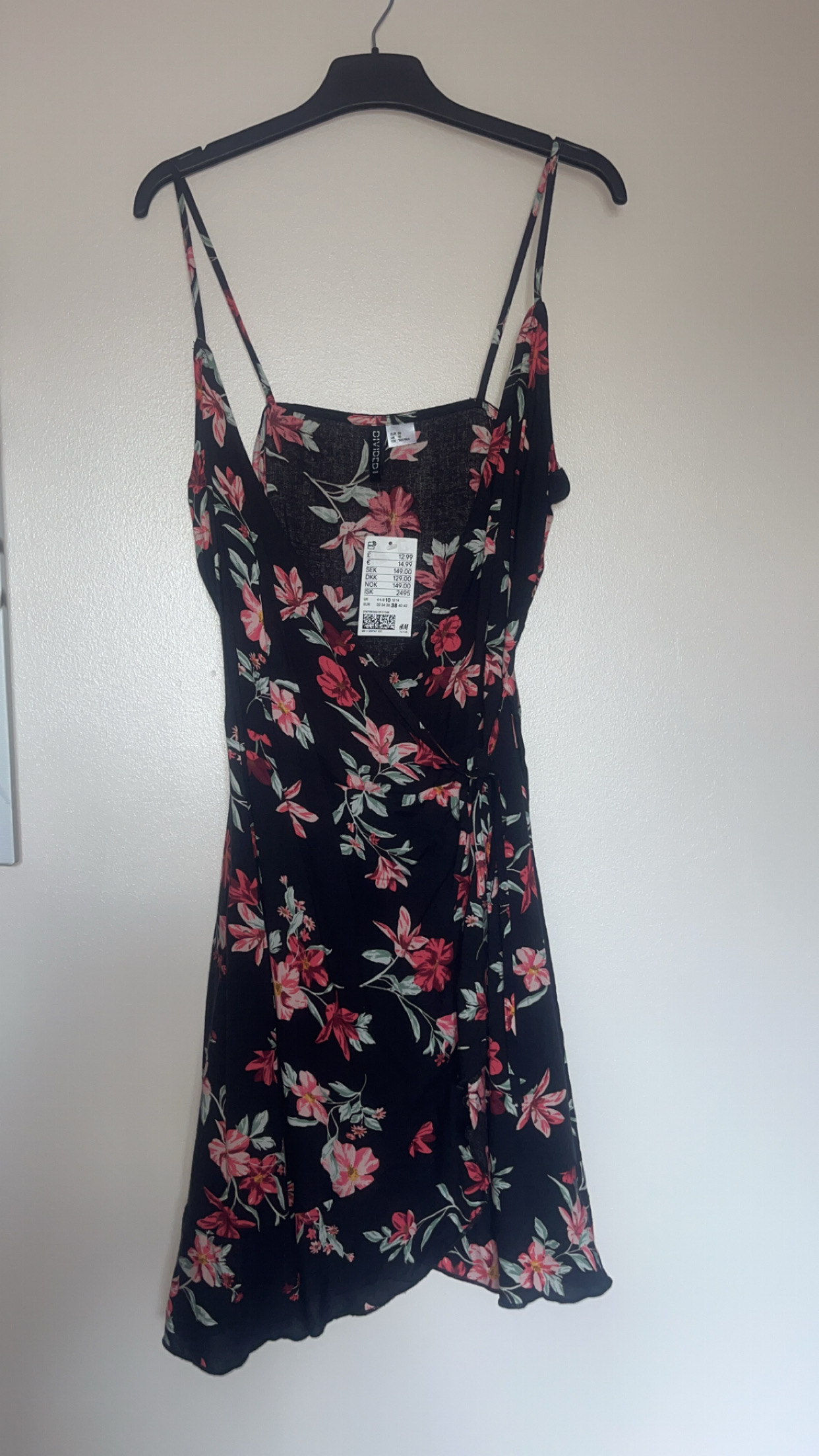 Floral Dress - new with tag