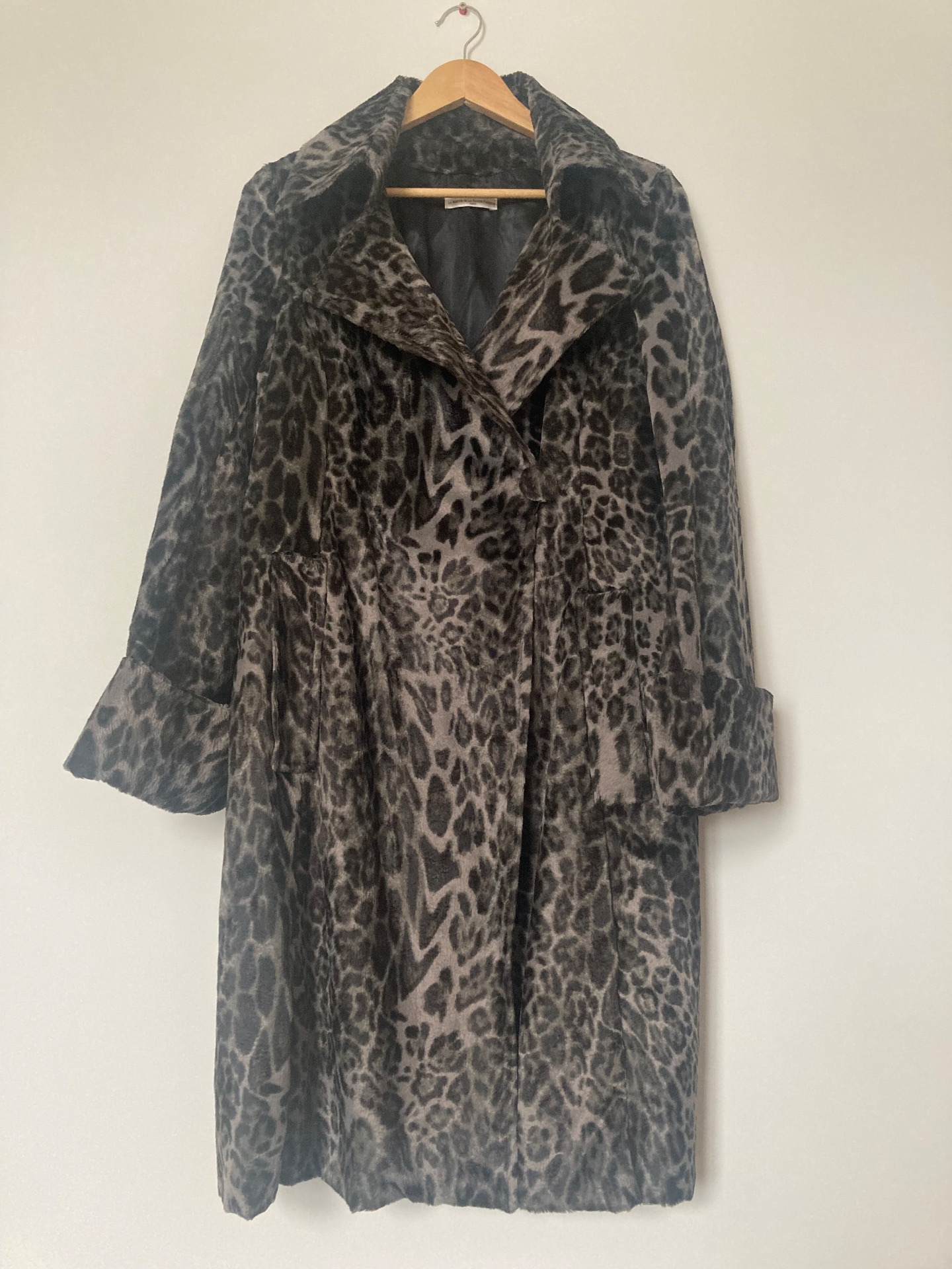 La Maison de la Faux Fourrure Grey Black Leopard Print Faux Fur Coat