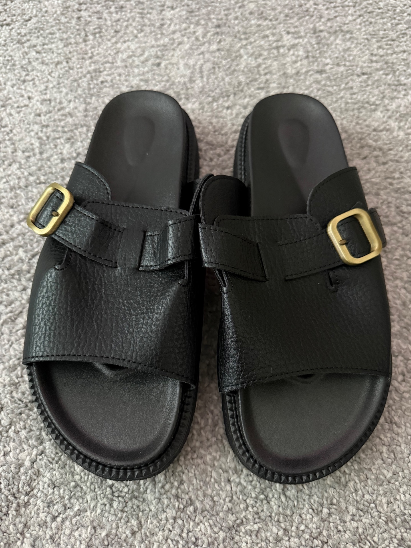 TikTok Black Buckle Chunky Sliders