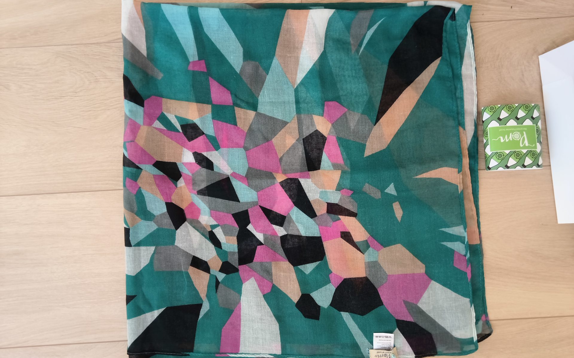 Womens scarf