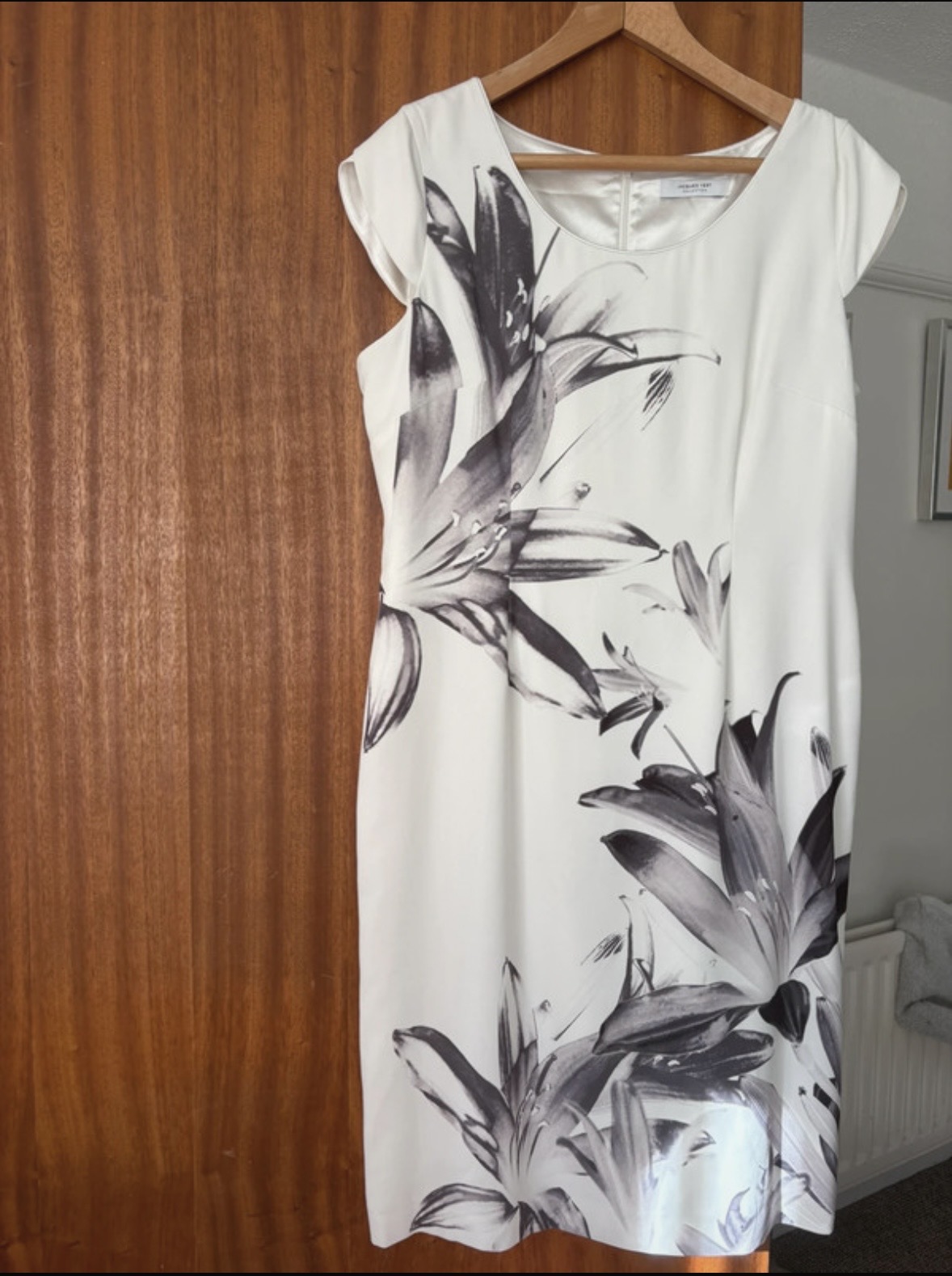 Jacque Vert black/white dress size 14
