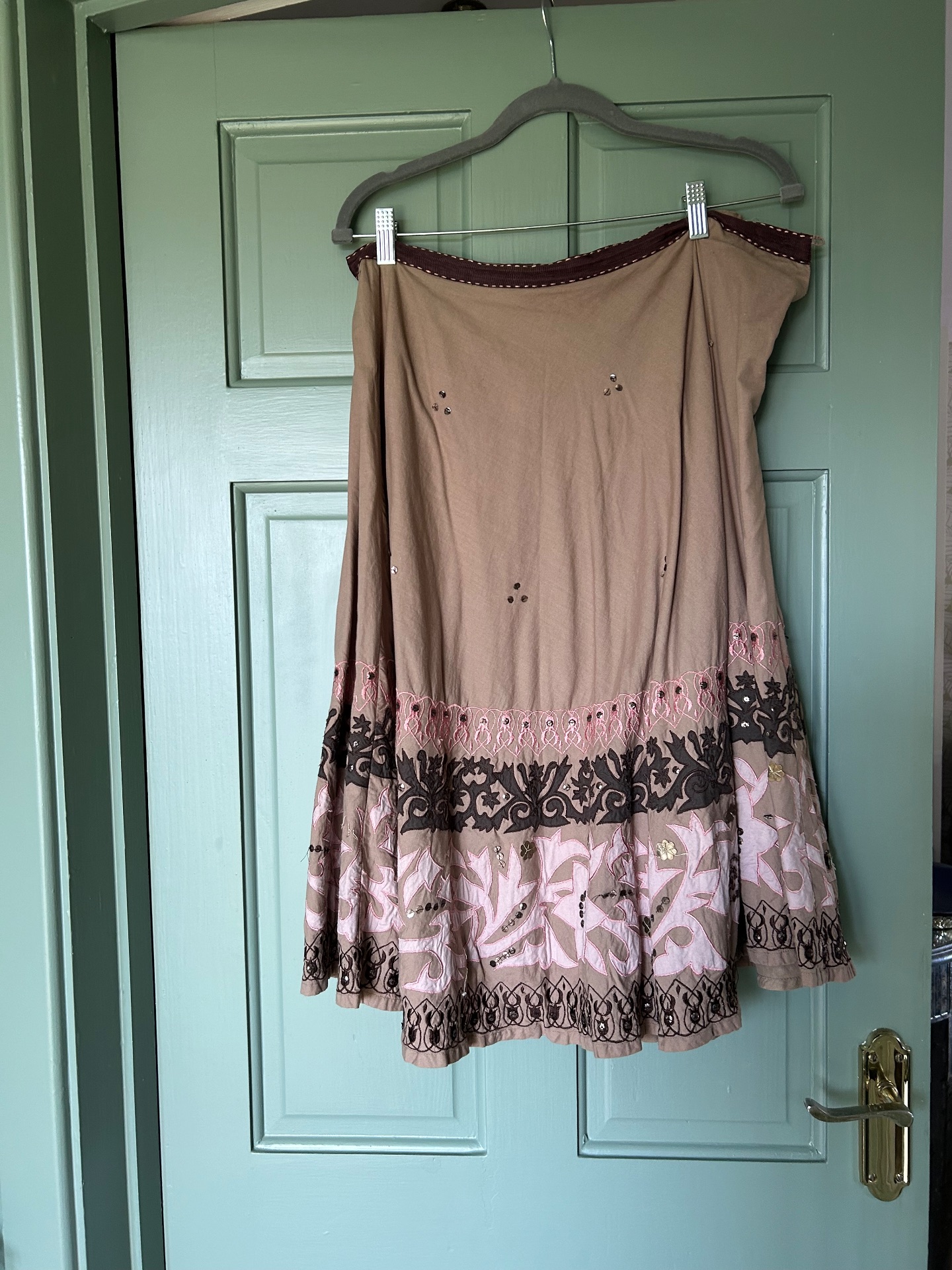 Gorgeous sequined skirt