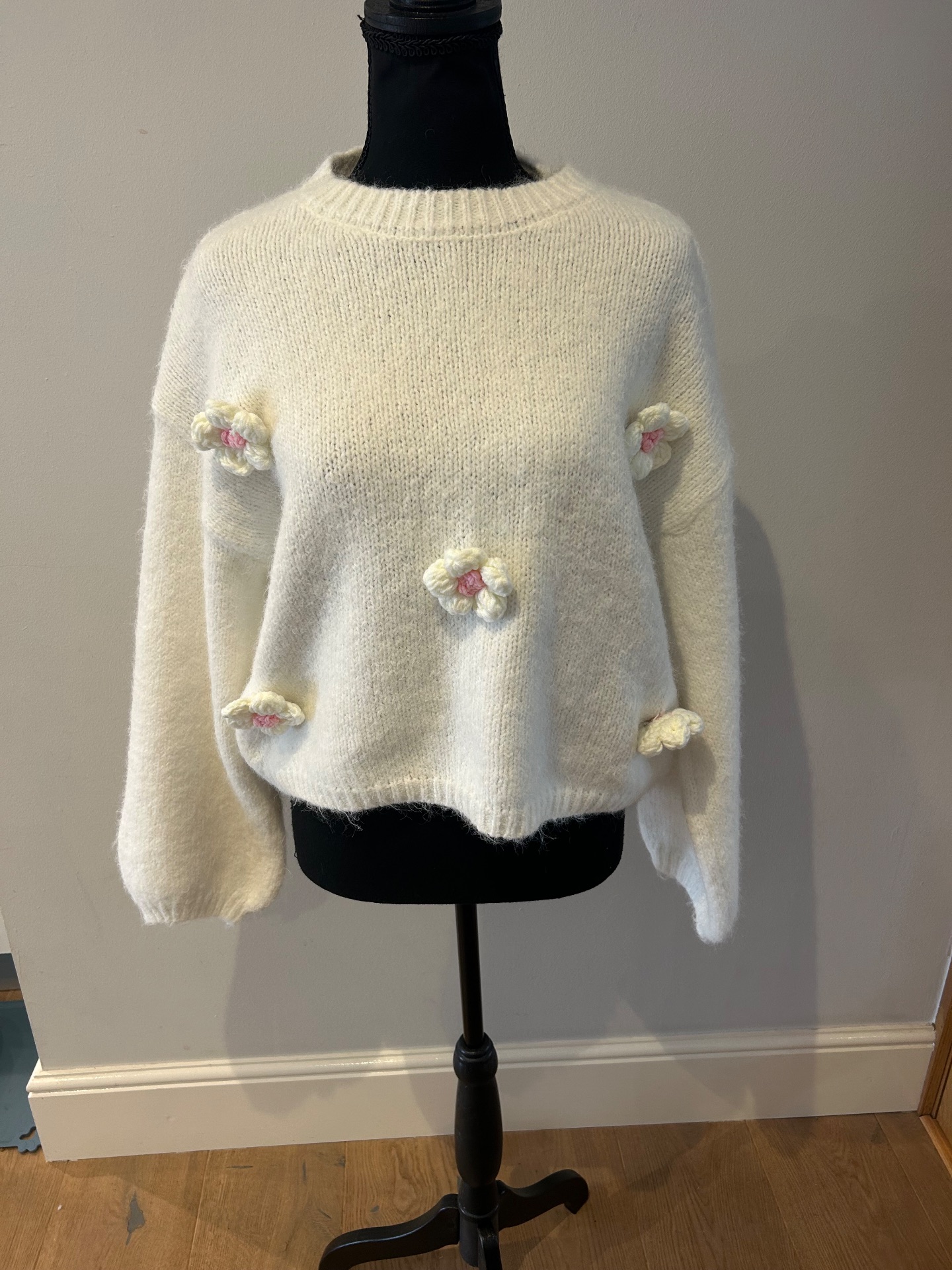 Wild Flower 3D Floral Knit Jumper – M/L 12-14
