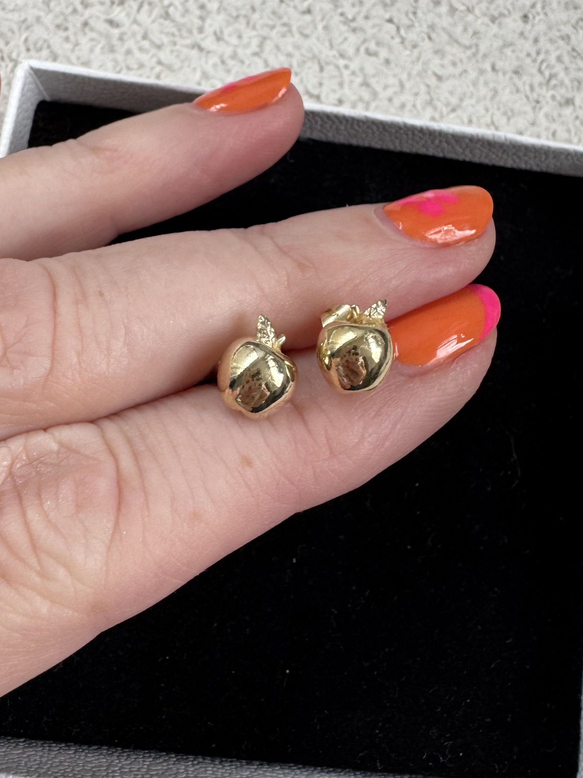 Cute Apple earrings, Oliver bonas