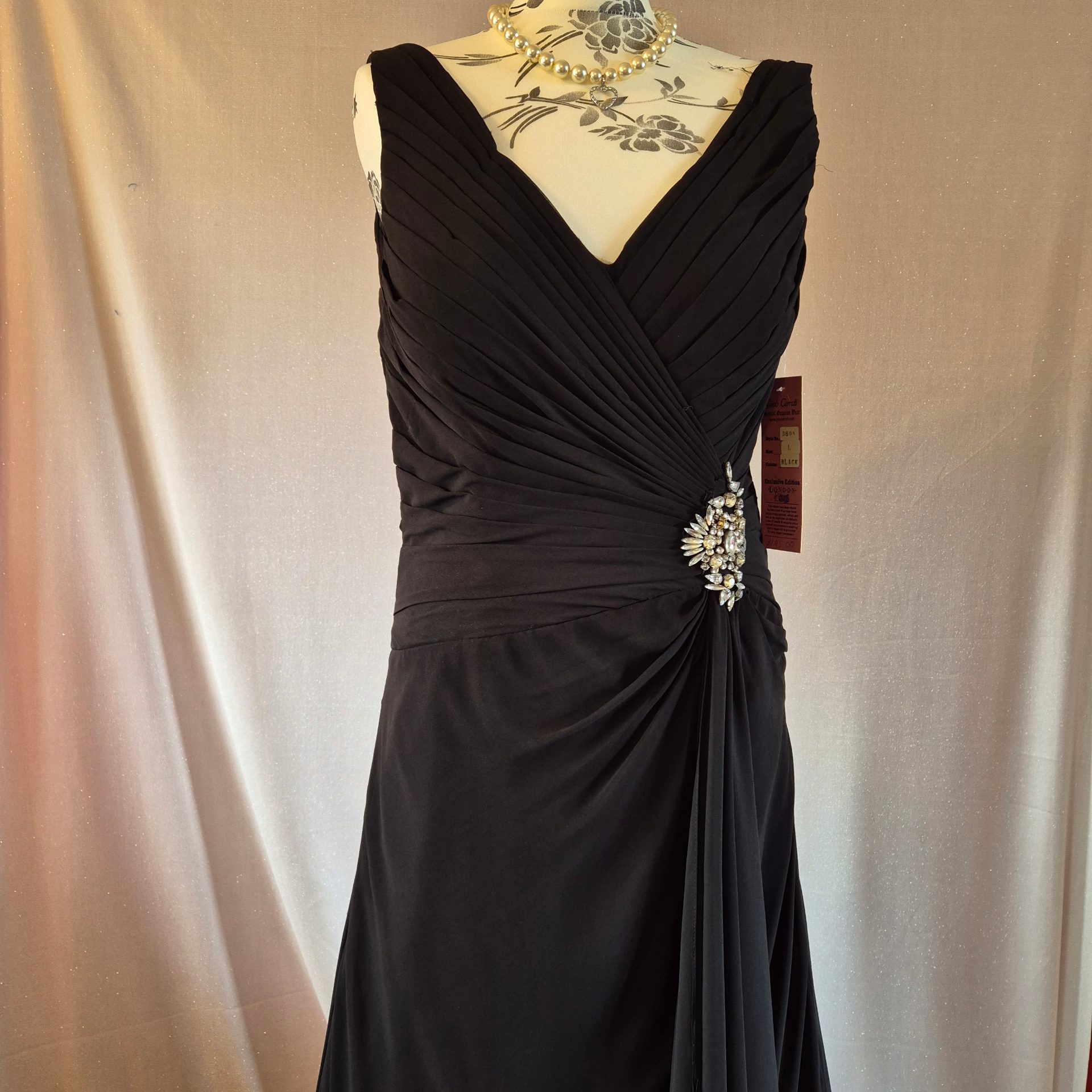 Gino Cerruti Full length occasion dress. Size 14