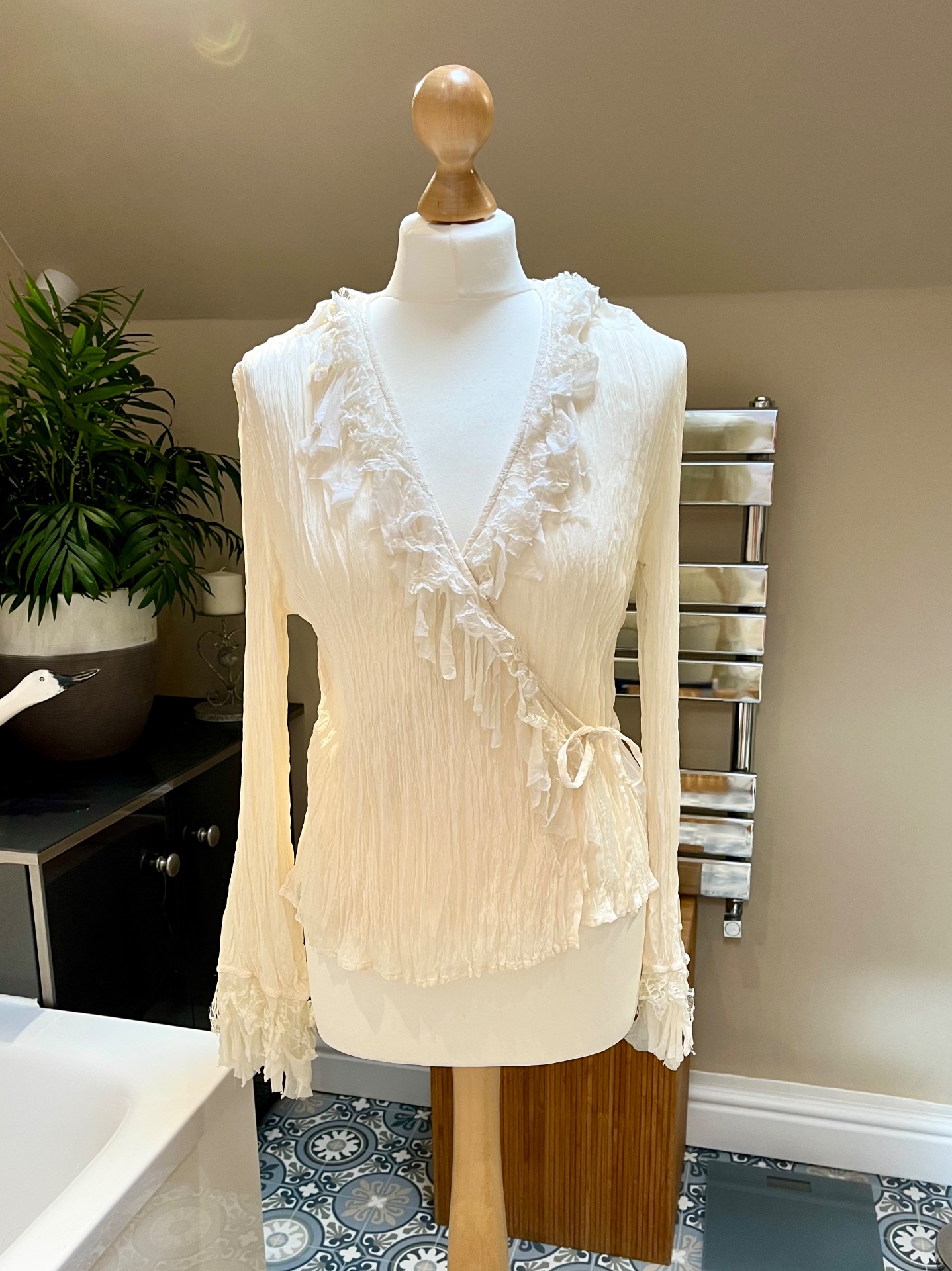 Cream Crinkle Frilly Blouse