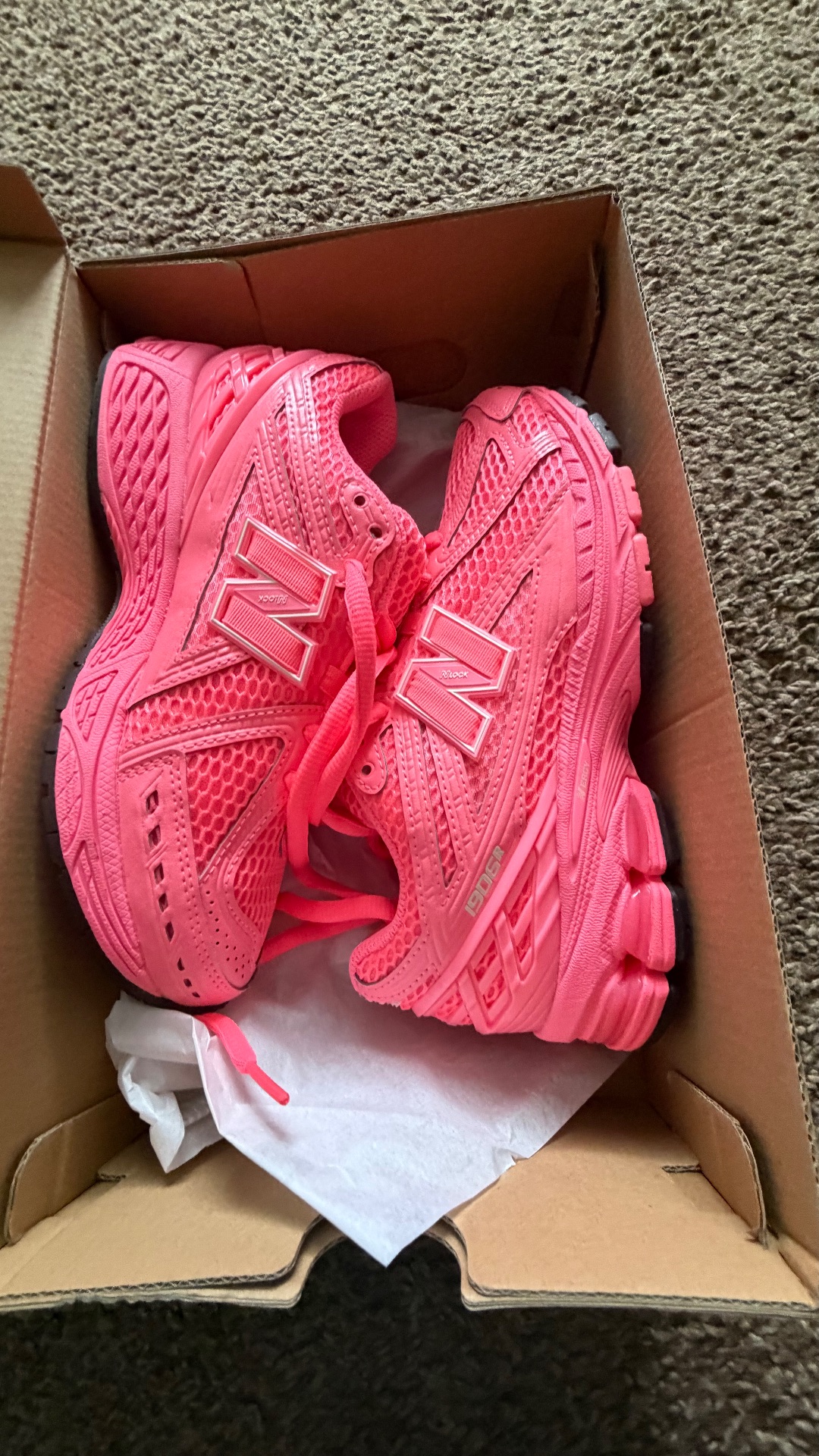 New Balance 1906R Trainers - Bright Pink/Hot Pink