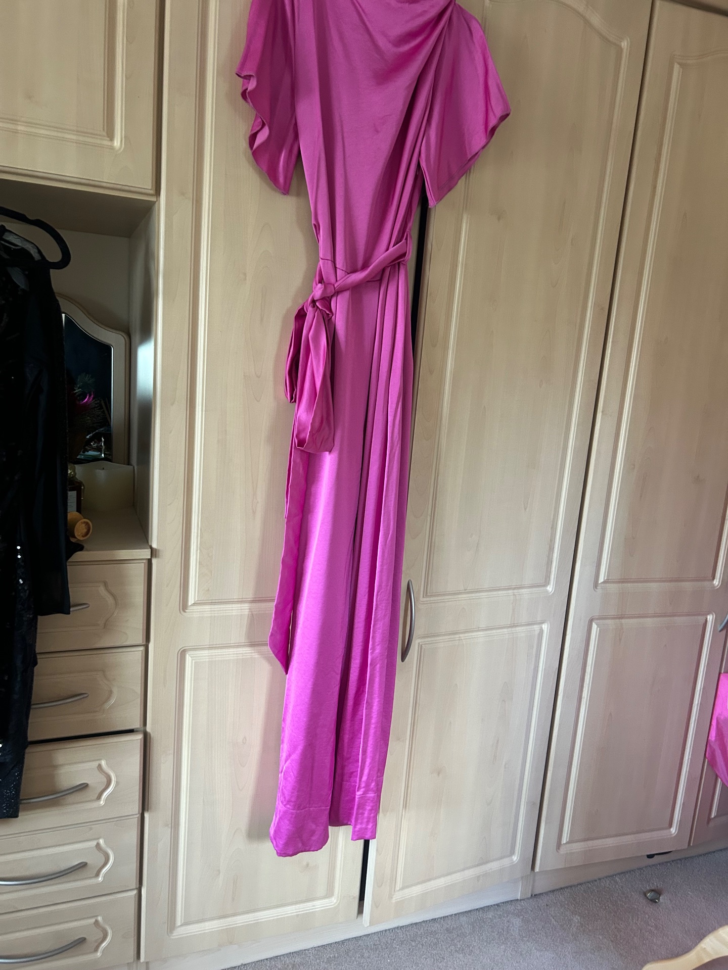 Kevan Jon kimi skit jumpsuit size 3